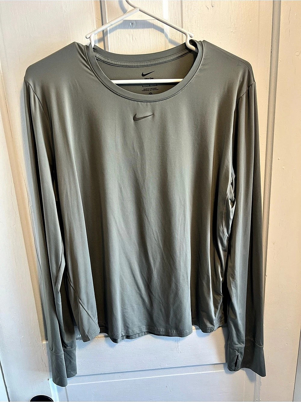 Nike Nike One Dri-FIT Long Sleeve Gray Large Athletic Shirt
